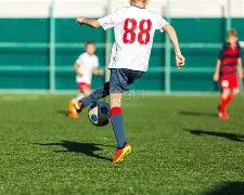 揭秘五大联,赛中的,美国势力,英超狼队和水晶宫全球赞助伙伴,-,home