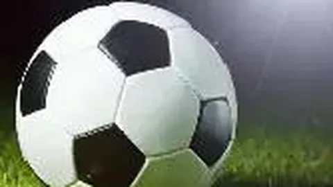 卡拉格渴望与多特铁粉同框，阿提哈德看台之旅遭无情阻拦！