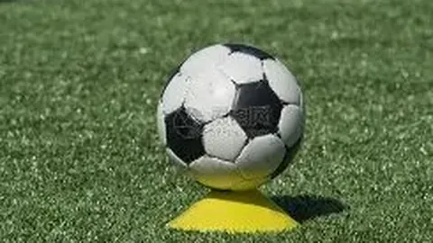 杰克-弗莱彻强势回归！阿莫林力证：他将助力球队再创辉煌！