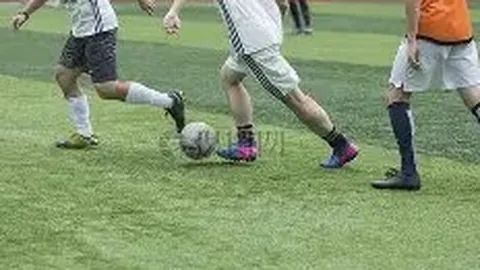 “金球荣耀，凯恩翘首以待巅峰时刻的华丽绽放！”